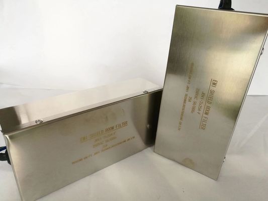 良い価格 超軽量 0.2 Lb RF パワーフィルター 20dB リターン損失 50 Ohm Rf バンドパスフィルター オンライン